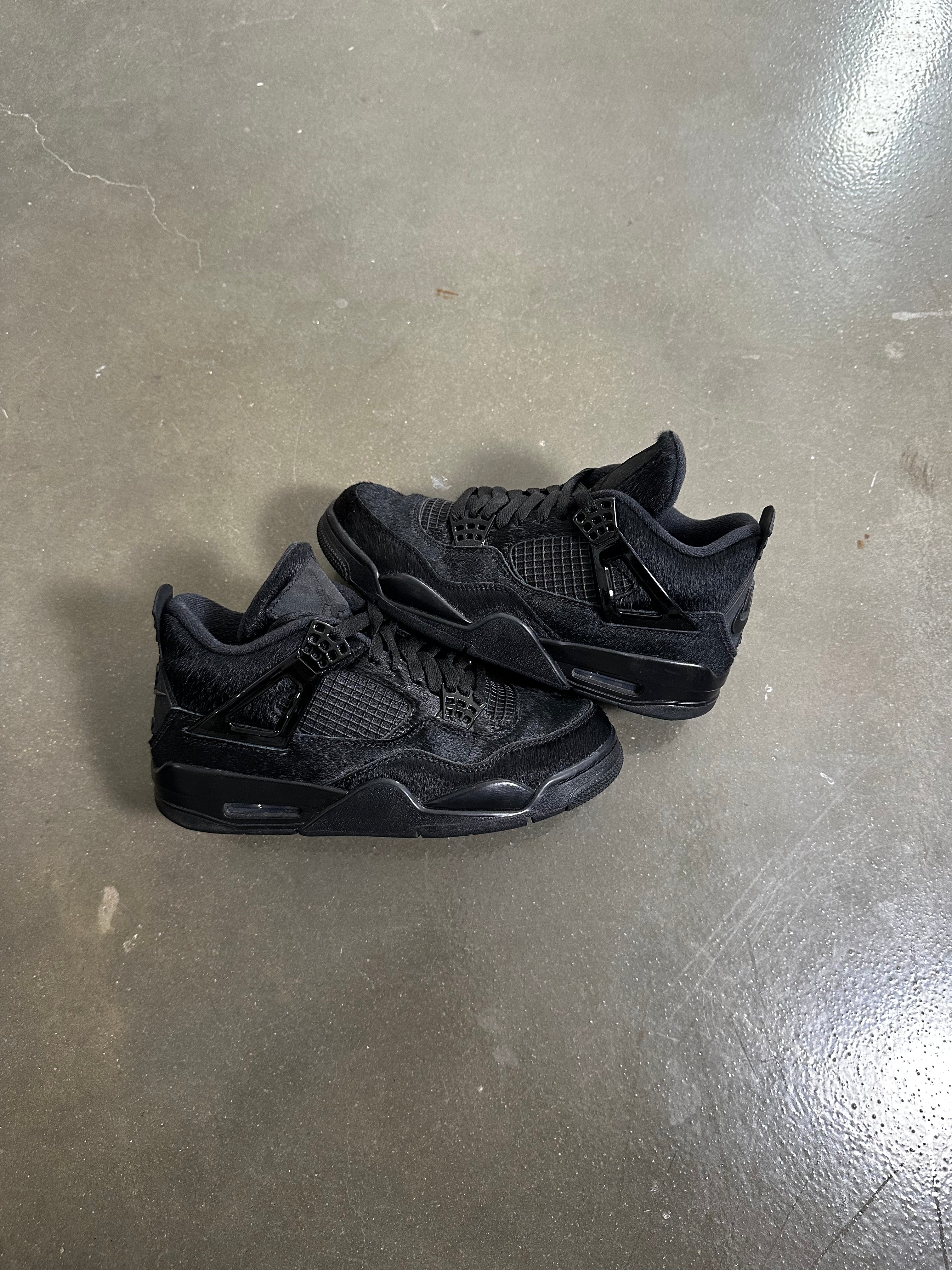 BLACK CAT OLIVIA KIM AJ4 (8.5W)